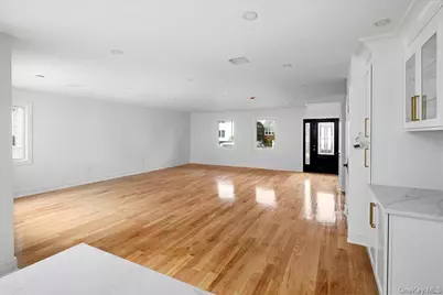 949 Midway, Woodmere, NY 11598 - Photo 6