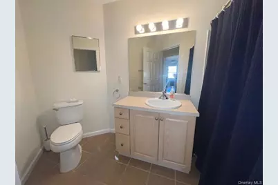 200 Woodcrest Lane #211, Mount Kisco, NY 10549 - Photo 8