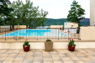 1155 Warburton Avenue #9T, Yonkers, NY 10701 - Photo 32