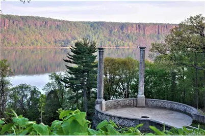 1155 Warburton Avenue #9T, Yonkers, NY 10701 - Photo 42