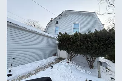 7 Sands Point Road, Port Washington, NY 11050 - Photo 2