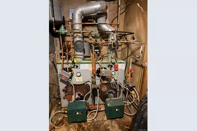 7 Sands Point Road, Port Washington, NY 11050 - Photo 14