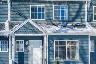 203 Kensington Ct, Brewster, NY 10509 - Photo 2