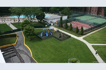 213-06 75th Avenue #6H, Bayside, NY 11364 - Photo 14