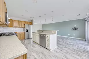 25 Crystal Hill Dr, Pomona, NY 10970 - Photo 8