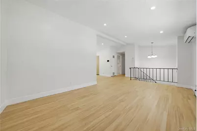 1510 Crotona Park East E, Bronx, NY 10460 - Photo 16