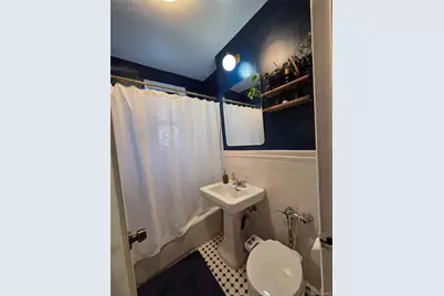 192 E 8th Street #1B, Brooklyn, NY 11218 - Photo 4