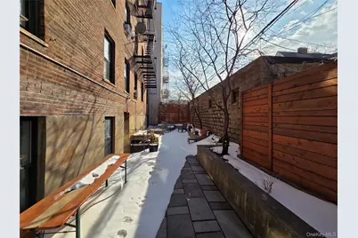 192 E 8th Street #1B, Brooklyn, NY 11218 - Photo 6