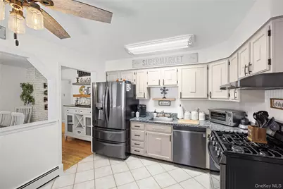 108 Middle Island Boulevard, Middle Island, NY 11953 - Photo 14