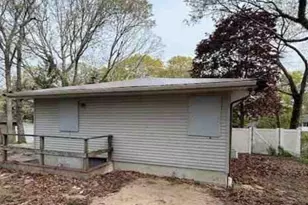 50 Astor Dr, Shirley, NY 11967 - Photo 2