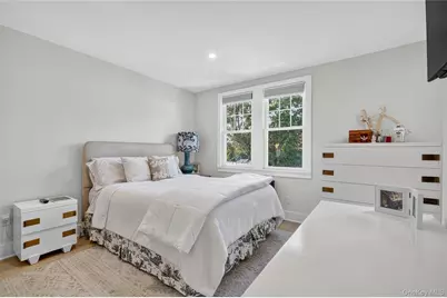 44 Madeleine Avenue #1, New Rochelle, NY 10801 - Photo 8