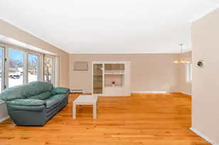 4 Nottinghill Dr, Massapequa, NY 11758 - Photo 10