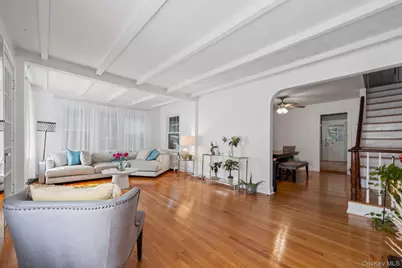 2098 Felix Court, Baldwin, NY 11510 - Photo 12