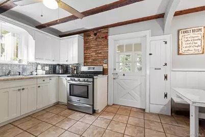 2098 Felix Court, Baldwin, NY 11510 - Photo 24