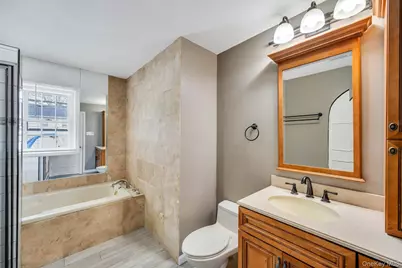 9 Wiggins Street, Ronkonkoma, NY 11779 - Photo 30