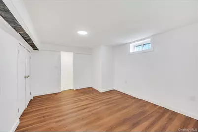 19223 116th Road, Saint Albans, NY 11412 - Photo 32