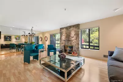 161 Stone Oaks Drive, Hartsdale, NY 10530 - Photo 8