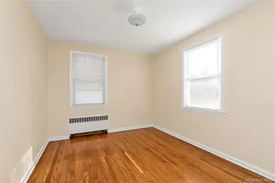 19 Anstice Street, Oyster Bay, NY 11771 - Photo 14