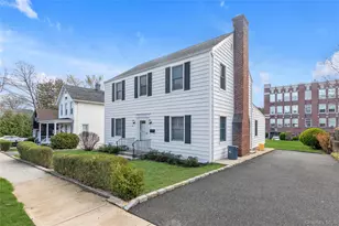 19 Anstice St, Oyster Bay, NY 11771 - Photo 2