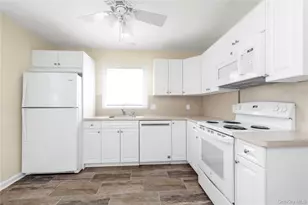 19 Anstice St, Oyster Bay, NY 11771 - Photo 8