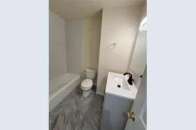 284 Main Street #2D, Beacon, NY 12508 - Photo 8