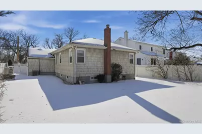 2761 Preston Place, North Bellmore, NY 11710 - Photo 30