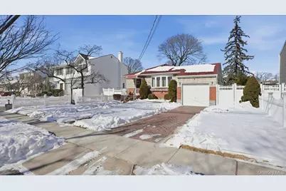 2761 Preston Place, North Bellmore, NY 11710 - Photo 2
