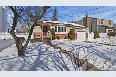 2761 Preston Place, North Bellmore, NY 11710 - Photo 4