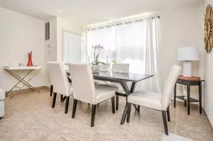 400 Carney St, Glen Cove, NY 11542 - Photo 8