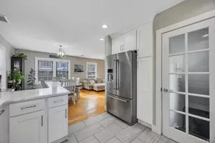 970 Benris Ave, Franklin Square, NY 11010 - Photo 10