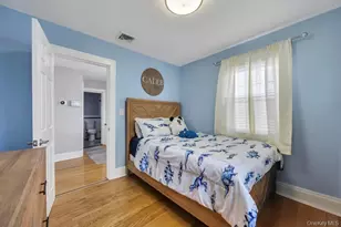 970 Benris Ave, Franklin Square, NY 11010 - Photo 16