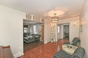 103 Ranch Ln, Levittown, NY 11756 - Photo 10