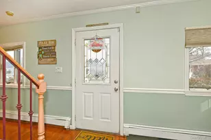 103 Ranch Ln, Levittown, NY 11756 - Photo 4