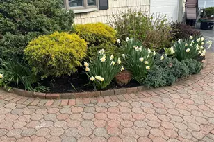 103 Ranch Ln, Levittown, NY 11756 - Photo 2