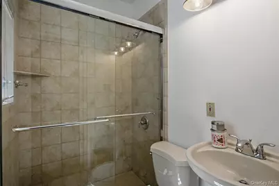 1 Aviemore Drive, New Rochelle, NY 10804 - Photo 12