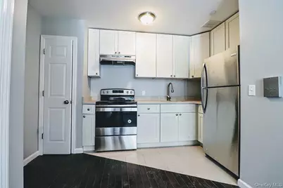 915 Eagle Avenue, Bronx, NY 10456 - Photo 4