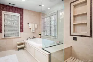 194 Hickory Grove Dr E, Larchmont, NY 10538 - Photo 24