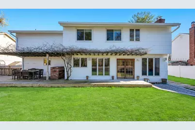 40 Hitching Post Lane, Glen Cove, NY 11542 - Photo 26