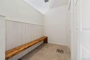 335 Herricks Ln, Jamesport, NY 11947 - Photo 12