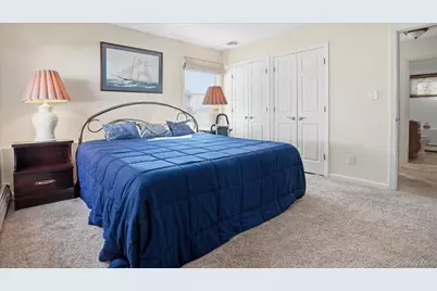 147 Coates Avenue N, Holbrook, NY 11741 - Photo 20