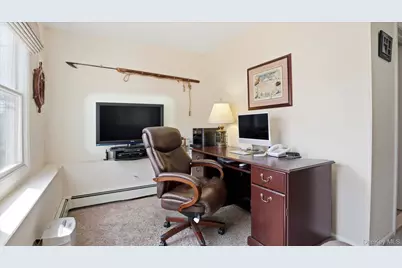 147 Coates Avenue N, Holbrook, NY 11741 - Photo 22