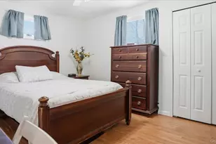 147 Coates Ave N, Holbrook, NY 11741 - Photo 8