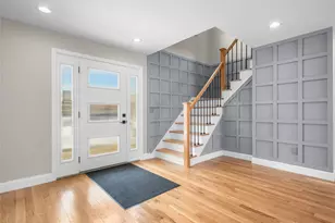 25 Furrow Ln, Levittown, NY 11756 - Photo 2