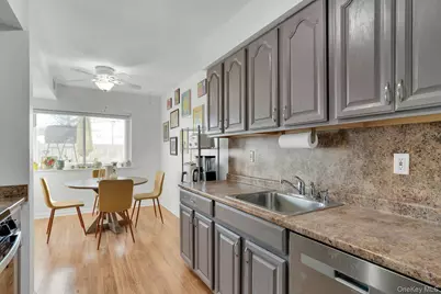 204 Storm Drive, Holtsville, NY 11742 - Photo 28