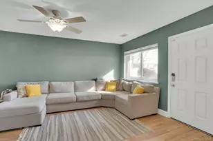 204 Storm Dr, Holtsville, NY 11742 - Photo 20