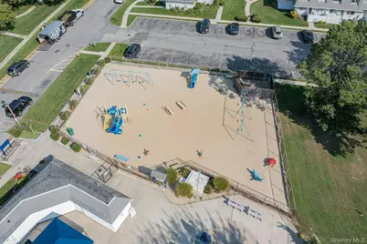 204 Storm Drive, Holtsville, NY 11742 - Photo 38