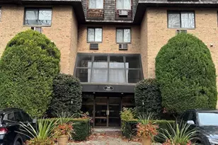 508 Central Park Ave, Scarsdale, NY 10583 - Photo 2