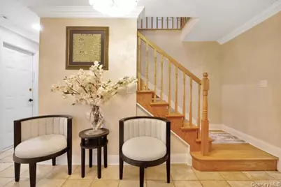 1013 South End, Woodmere, NY 11598 - Photo 12