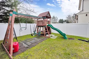 1013 South End, Woodmere, NY 11598 - Photo 30