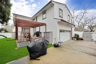 1013 South End, Woodmere, NY 11598 - Photo 28